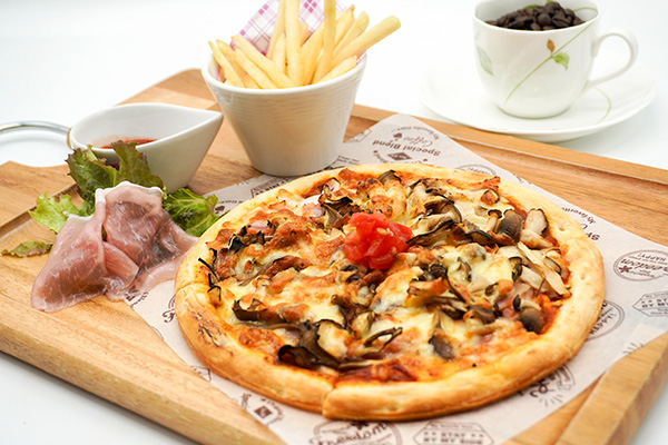 森の恵み ピッツァランチ